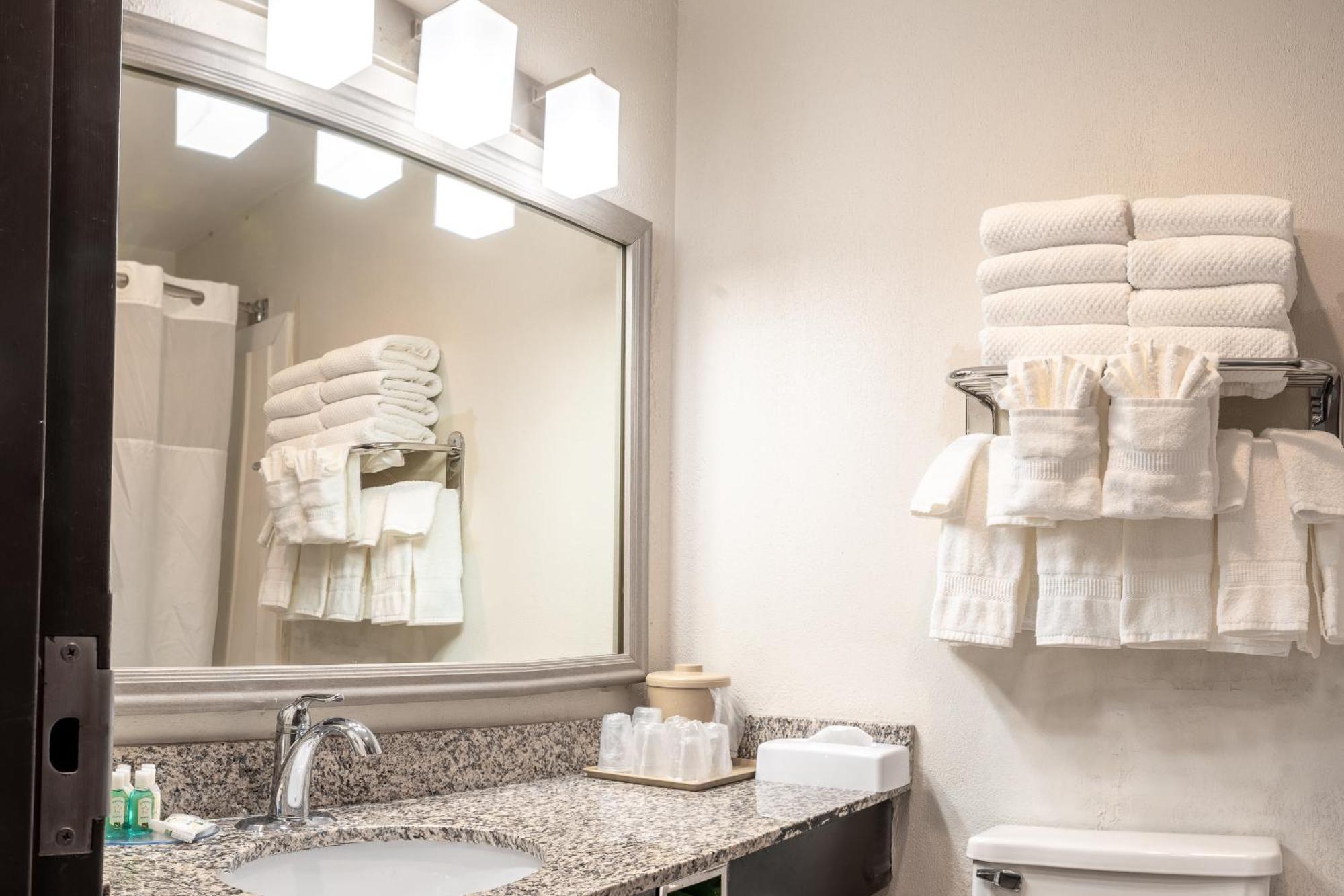 Quality Inn Milan-Sandusky Extérieur photo